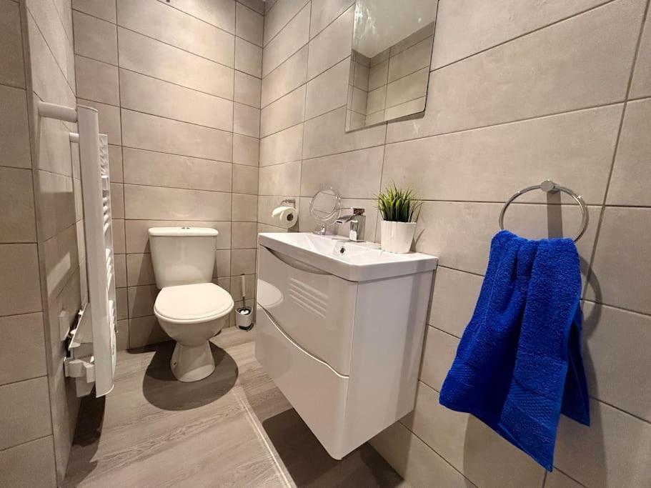 Teds Apartments-Town Centre-Apt2 Блэкпул Экстерьер фото